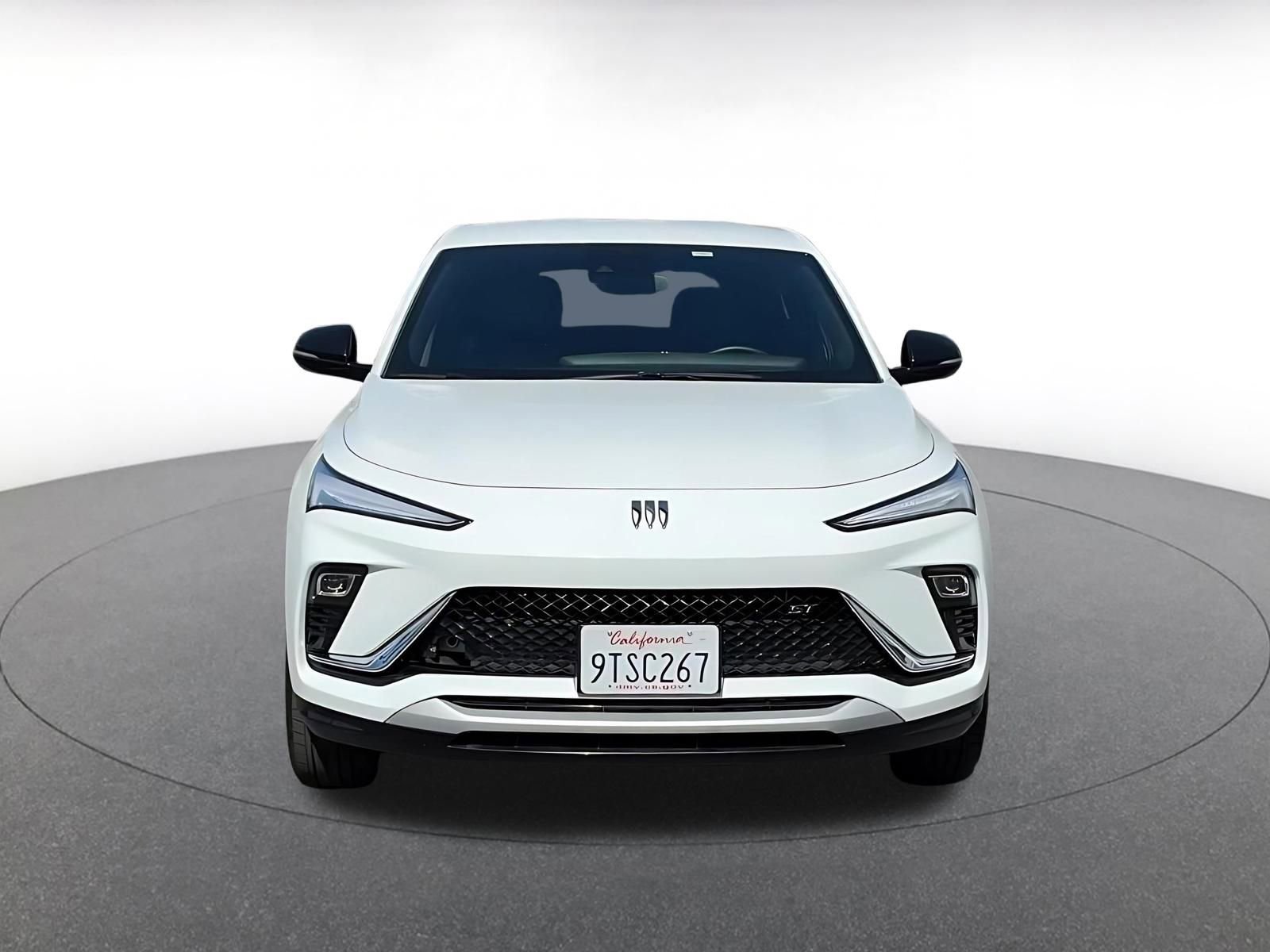 Used 2025 Buick Envista Sport Touring FWD image 4