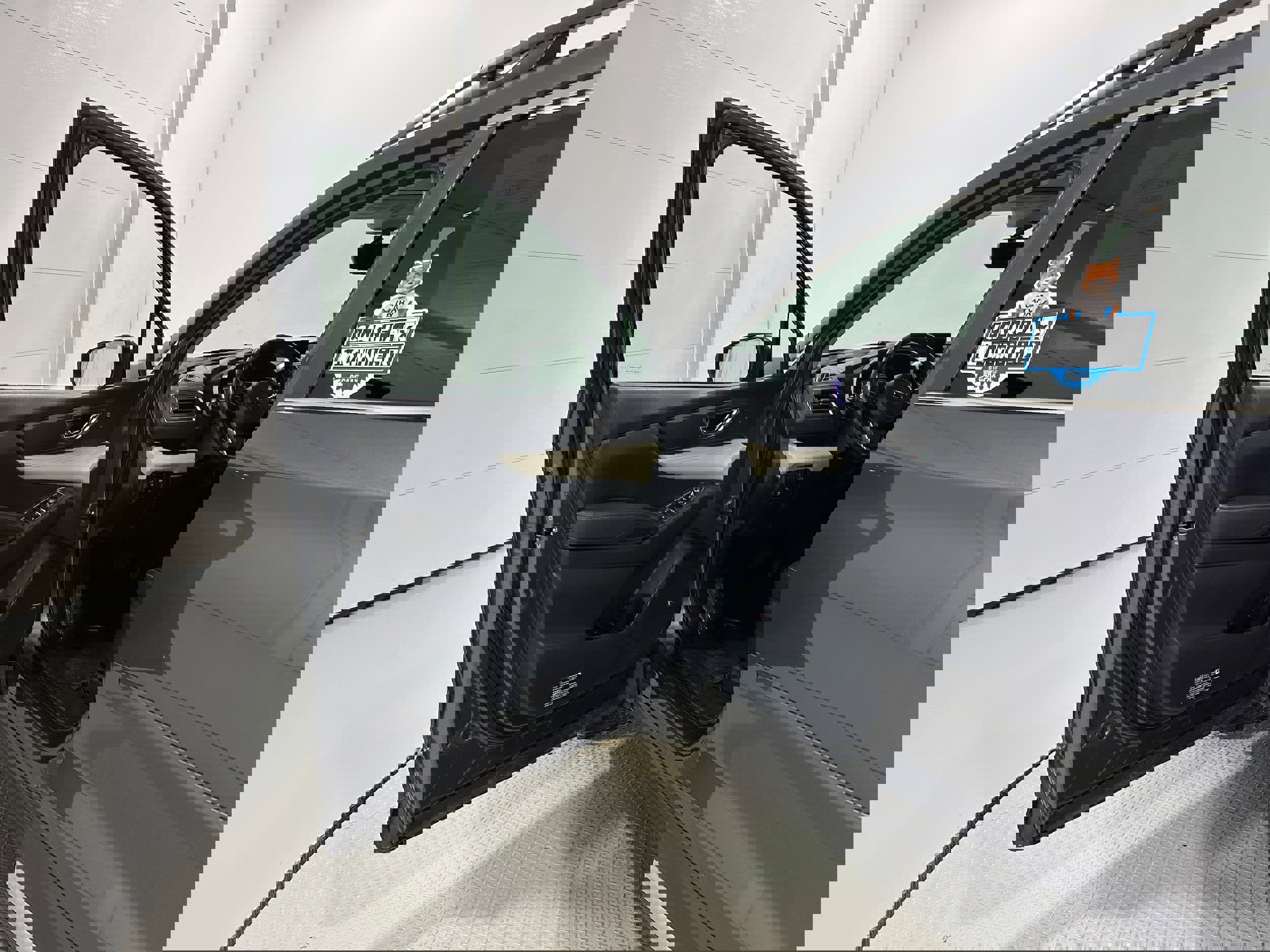 Used 2022 Subaru Ascent Limited w/ Technology Package image 24