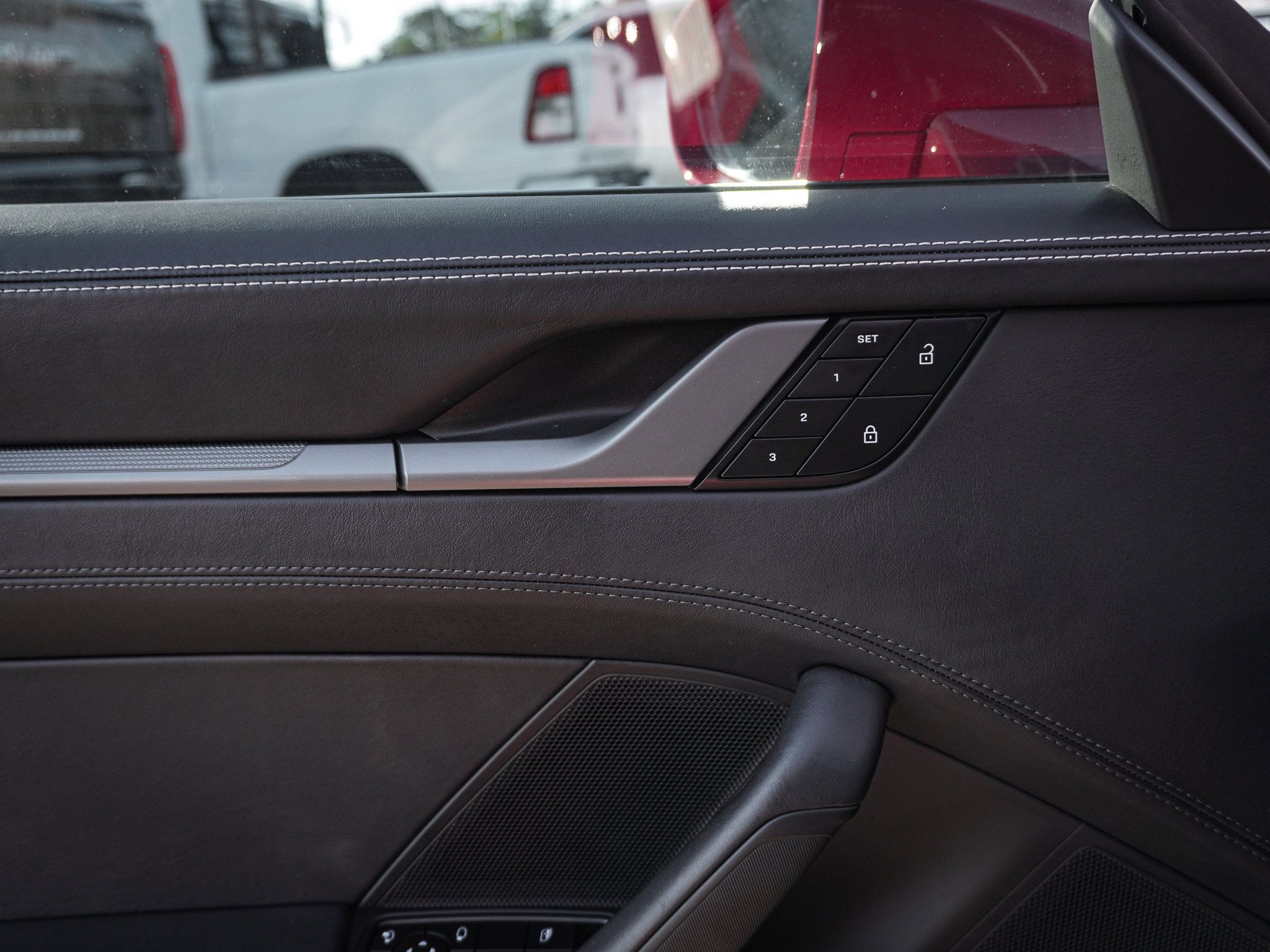 Used 2024 Porsche 911 Carrera S w/ Sport Package image 16