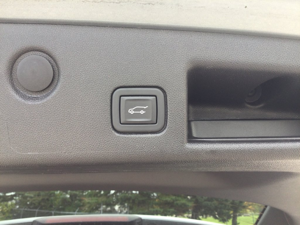 Used 2024 Chevrolet Equinox LT AWD/4WD image 32