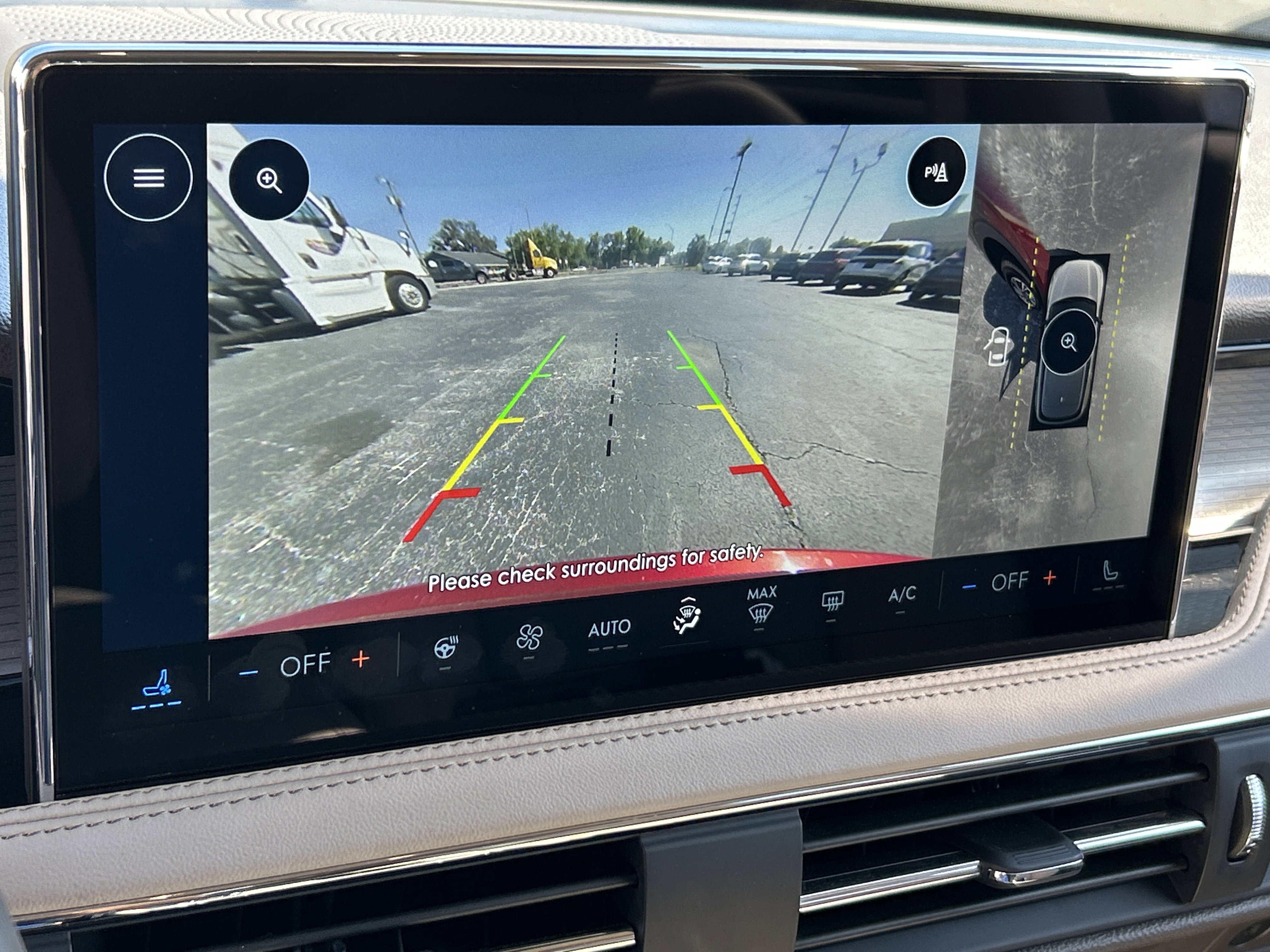 Used 2024 Lincoln Corsair Premiere w/ Equipment Group 101A image 23