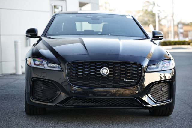 New 2024 Jaguar XF R-Dynamic SE AWD/4WD image 18