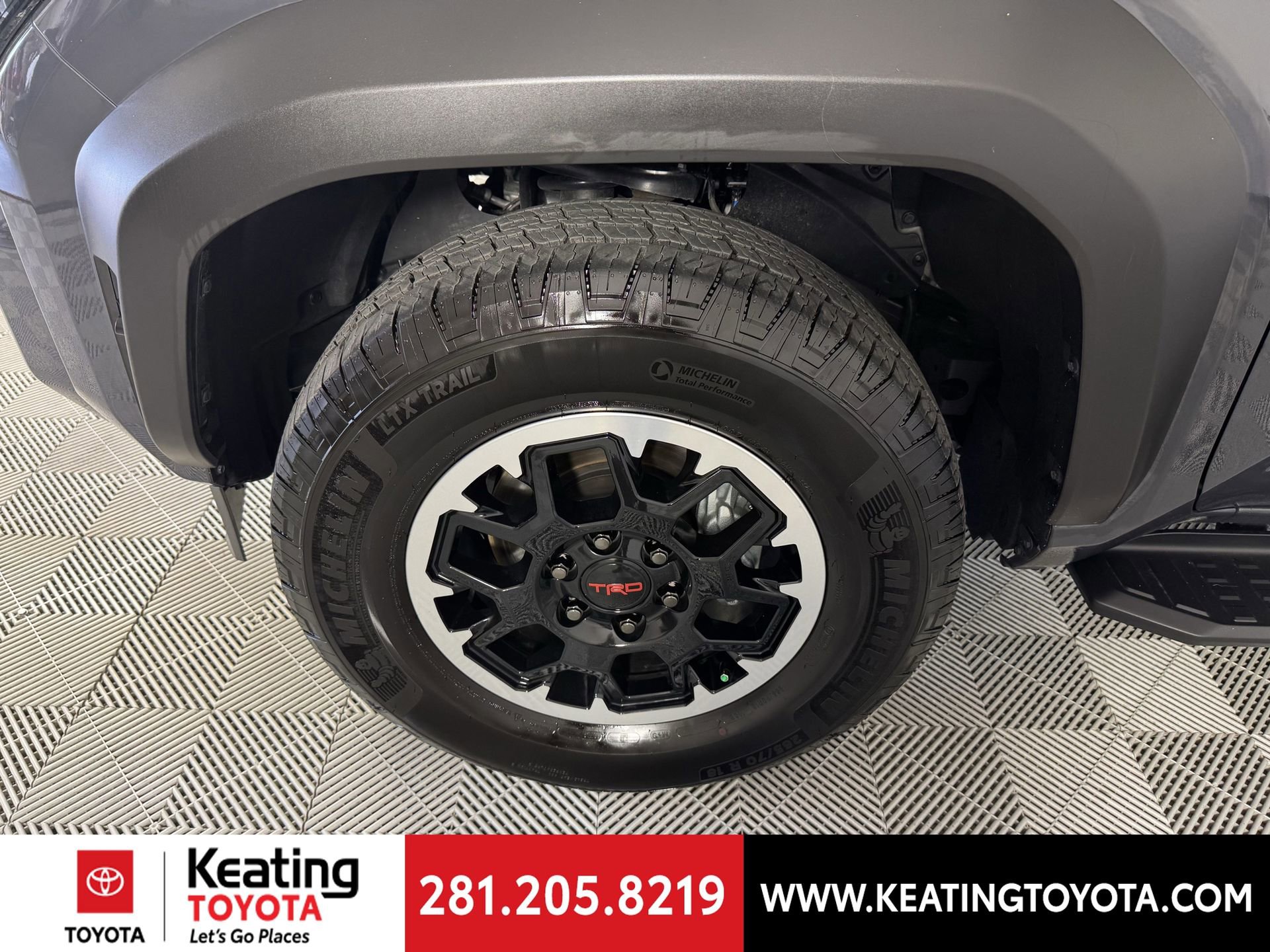 Certified 2025 Toyota 4Runner TRD Off-Road Premium image 32