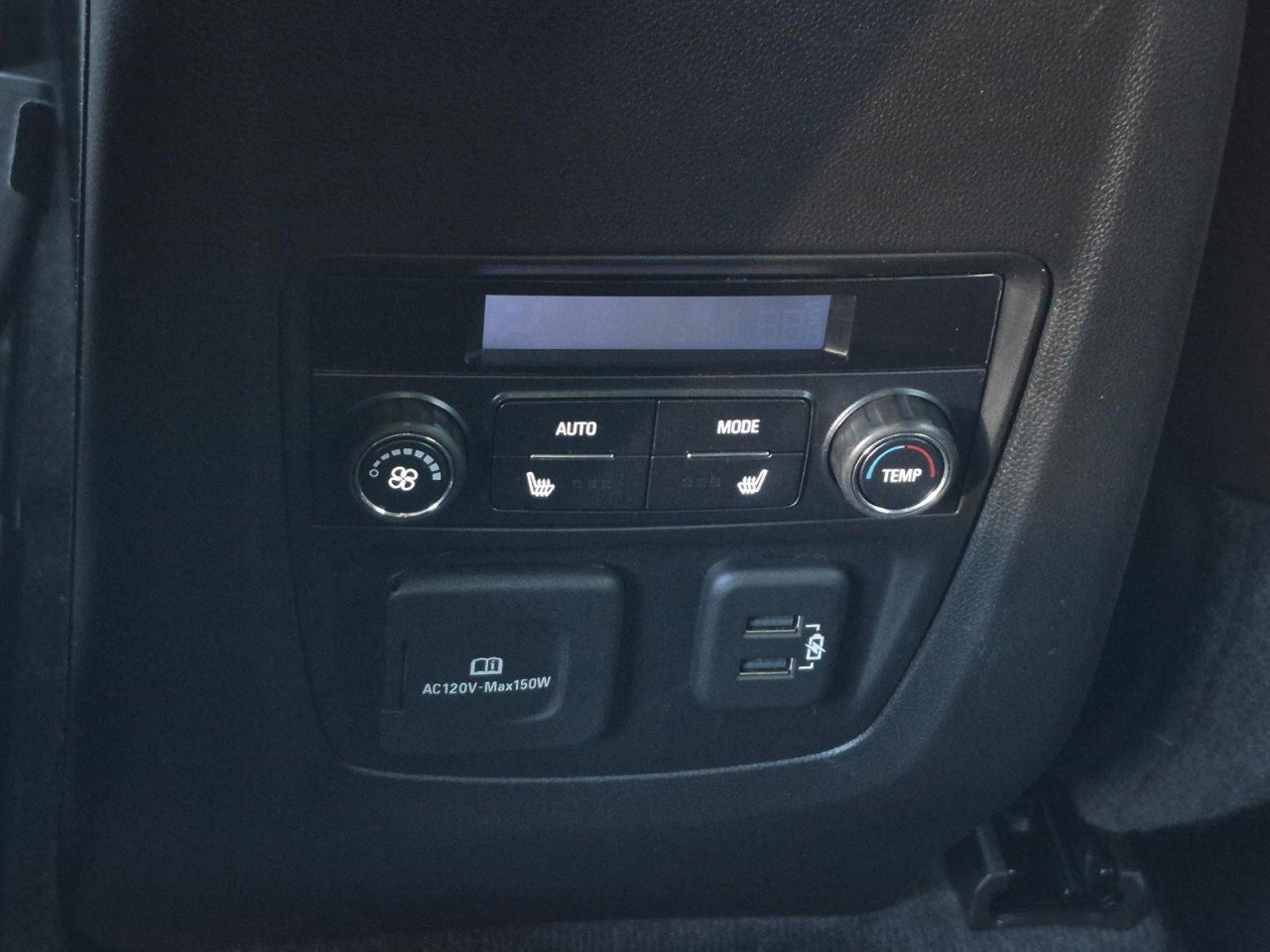 Certified 2021 Buick Enclave Avenir w/ Avenir Technology Package image 18