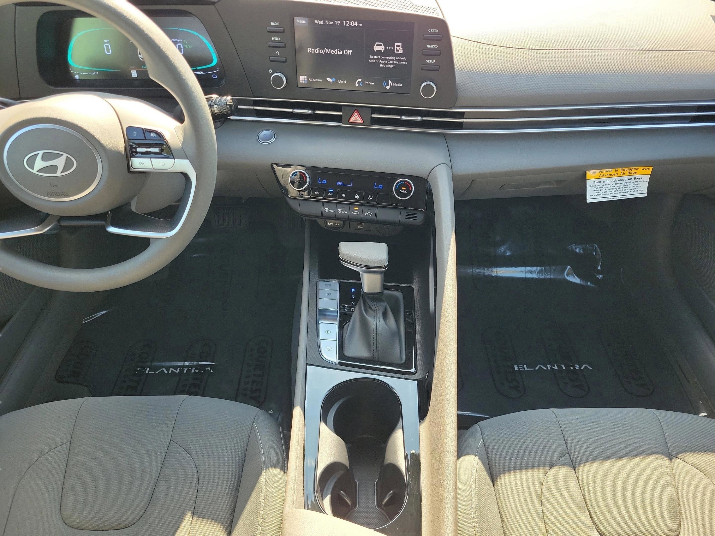 New 2026 Hyundai Elantra Blue image 28