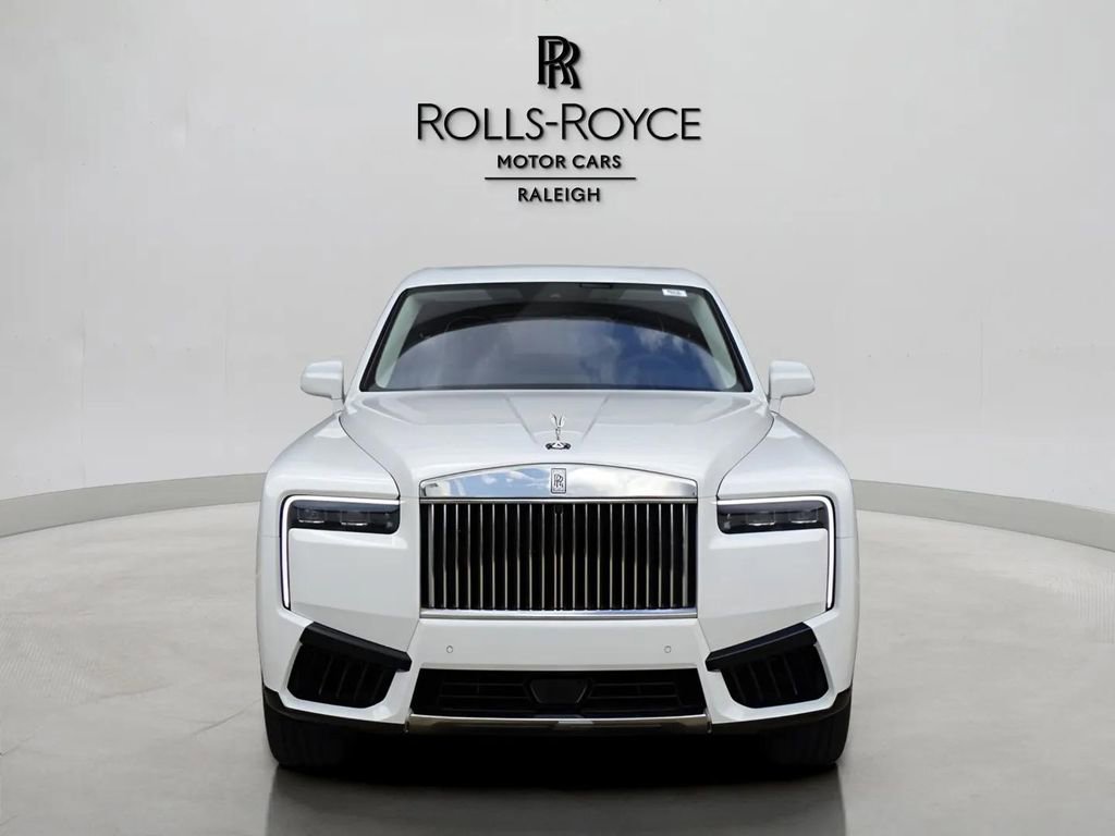 New 2026 Rolls-Royce Cullinan image 2