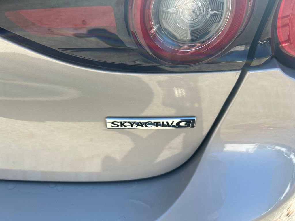 Used 2024 MAZDA MAZDA3 s image 10