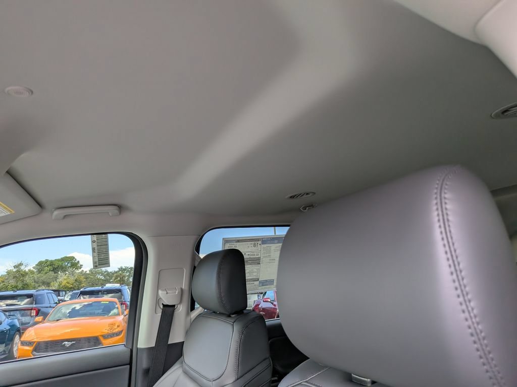 New 2027 Ford Expedition Active RWD image 19