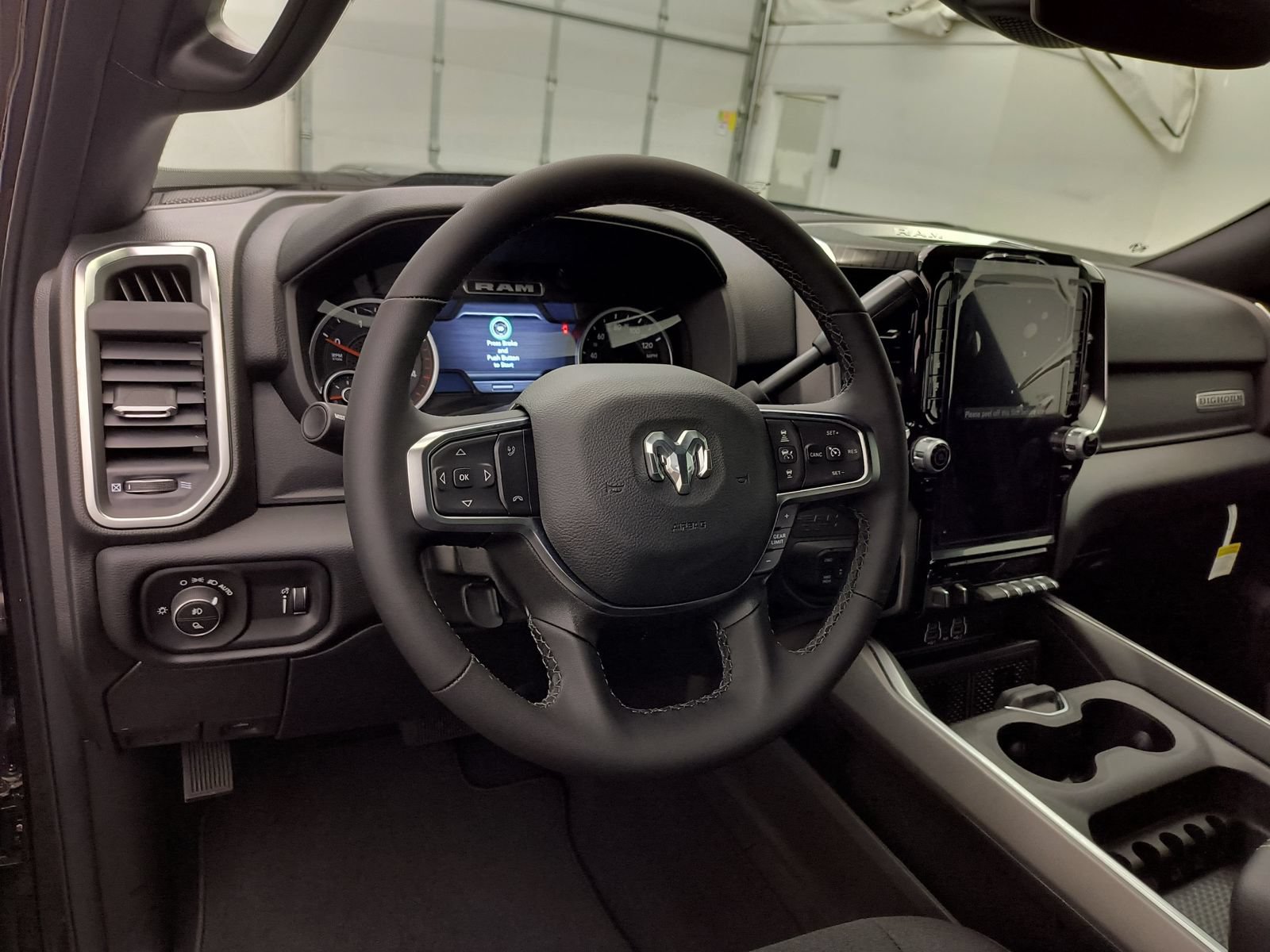 New 2026 RAM 3500 Big Horn AWD/4WD image 4
