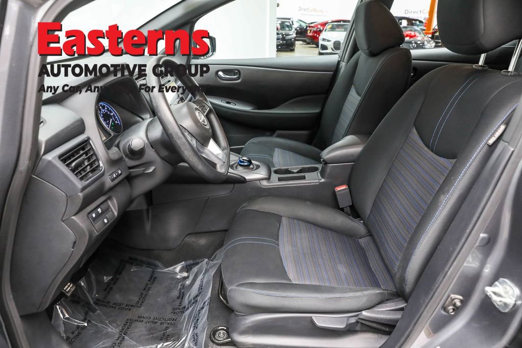 Used 2023 Nissan Leaf S image 14