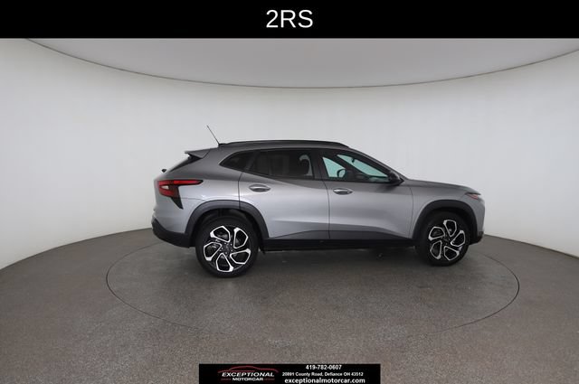 Used 2024 Chevrolet Trax RS w/ Driver Confidence Package FWD image 22