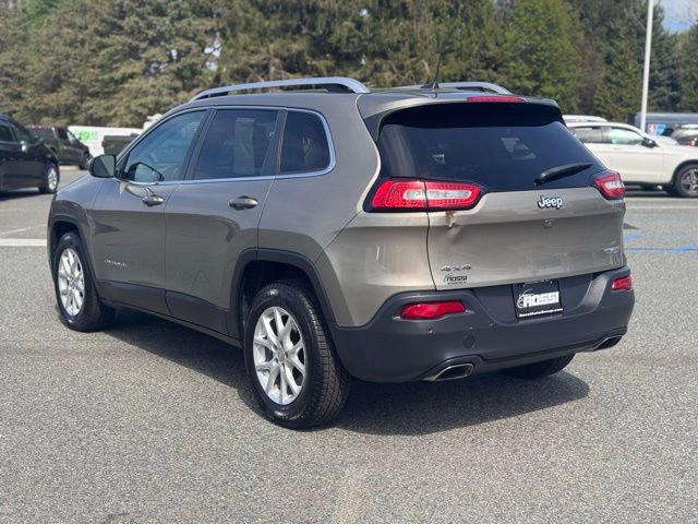 Used 2016 Jeep Cherokee Latitude AWD/4WD image 5