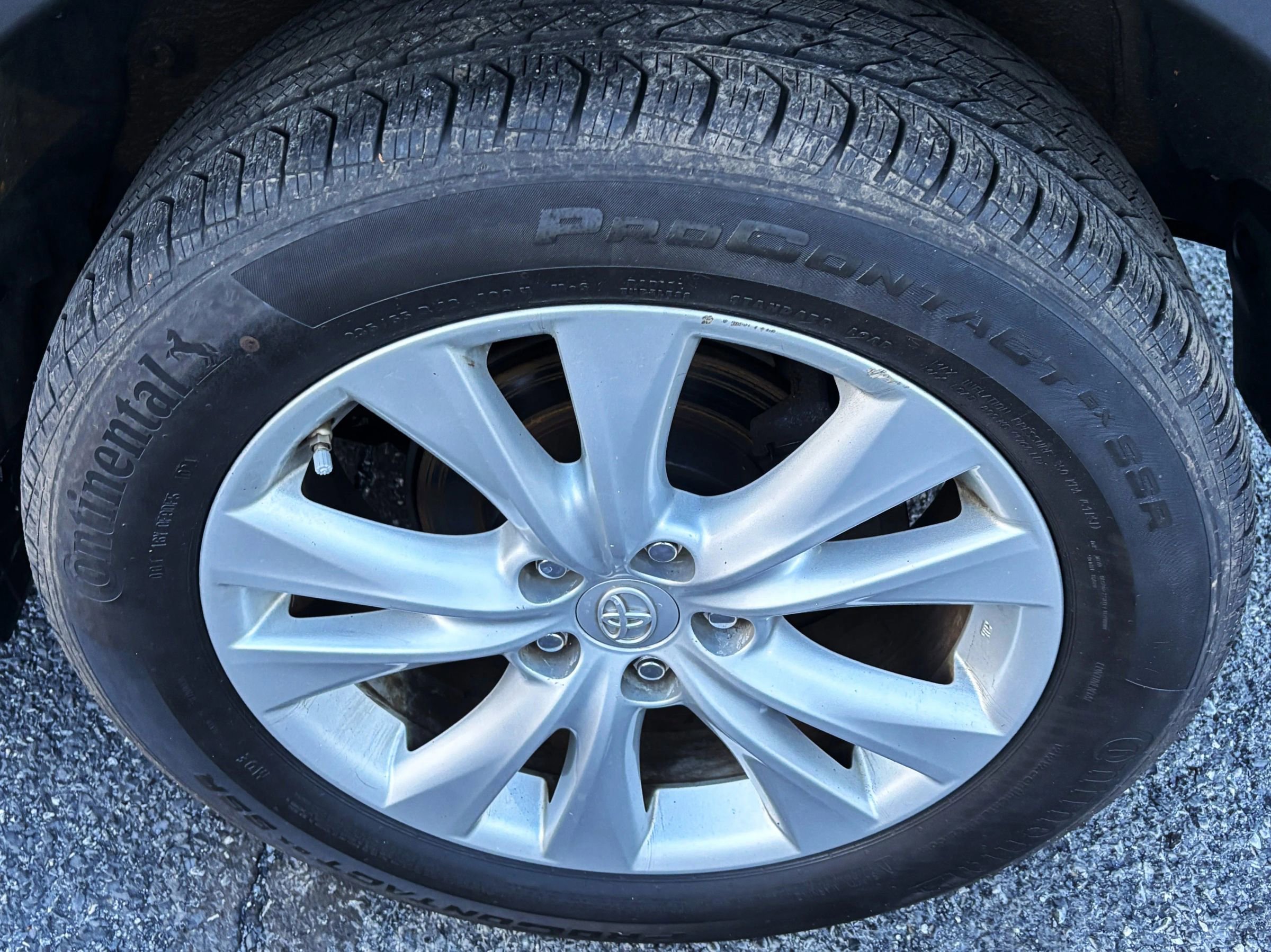 Used 2013 Toyota RAV4 Limited image 8