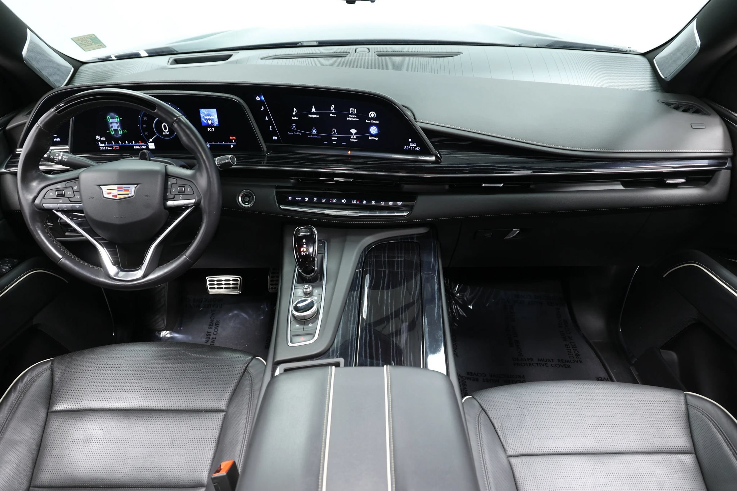 Used 2023 Cadillac Escalade ESV Sport w/ LPO, ONYX Package AWD/4WD image 50