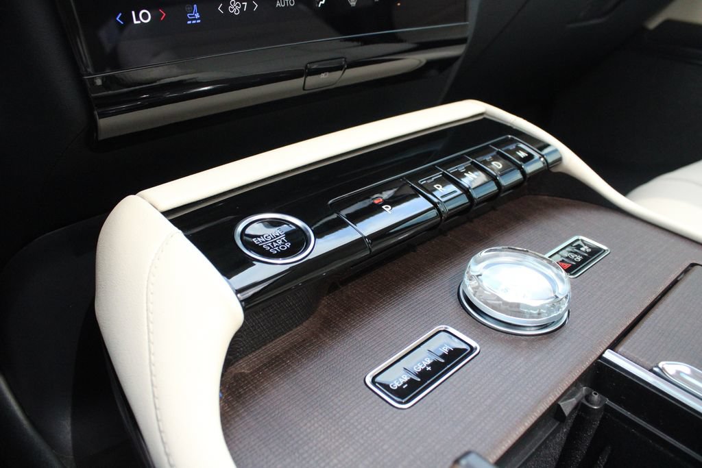 New 2027 Lincoln Navigator L Reserve AWD/4WD image 15
