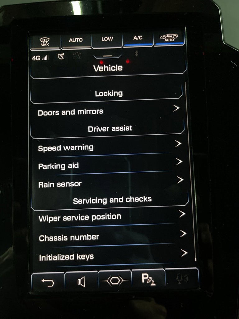 Used 2020 Lamborghini Huracan EVO image 31