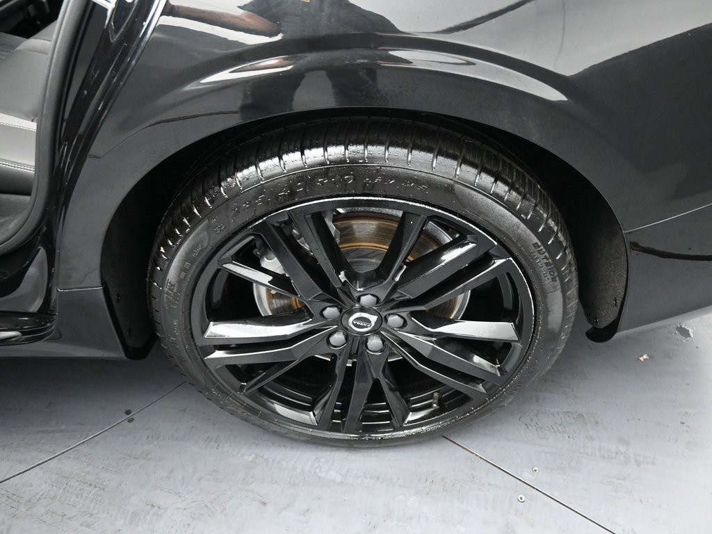 Used 2024 Volvo S60 T8 Ultimate w/ Climate Package image 45