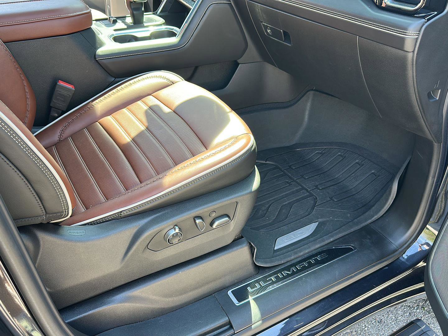 Used 2023 GMC Sierra 1500 Denali Ultimate image 39