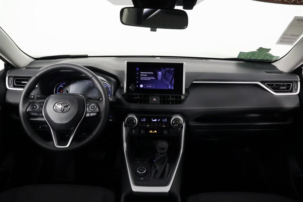 Used 2025 Toyota RAV4 XLE w/ Convenience Package AWD/4WD image 8