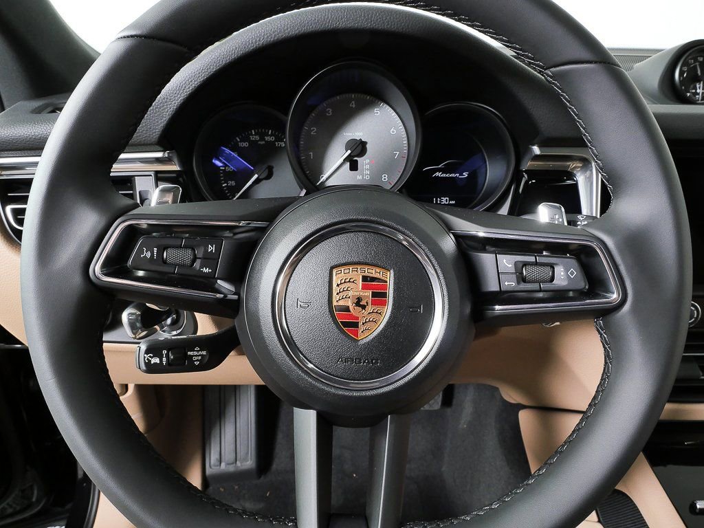 New 2026 Porsche Macan S image 10
