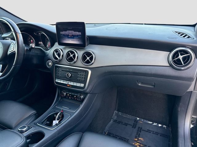 Used 2019 Mercedes-Benz GLA 250 4MATIC image 27