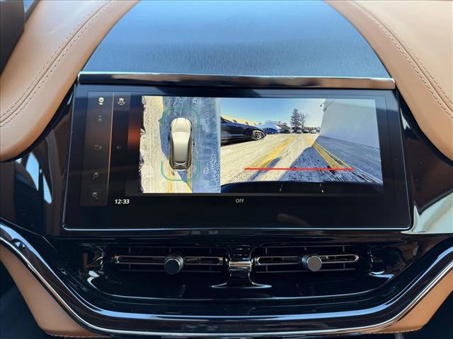 New 2026 Aston Martin DBX 707 image 22