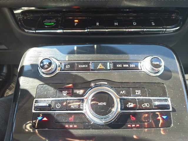 Certified 2022 Lincoln Nautilus AWD w/ Premium Package image 7