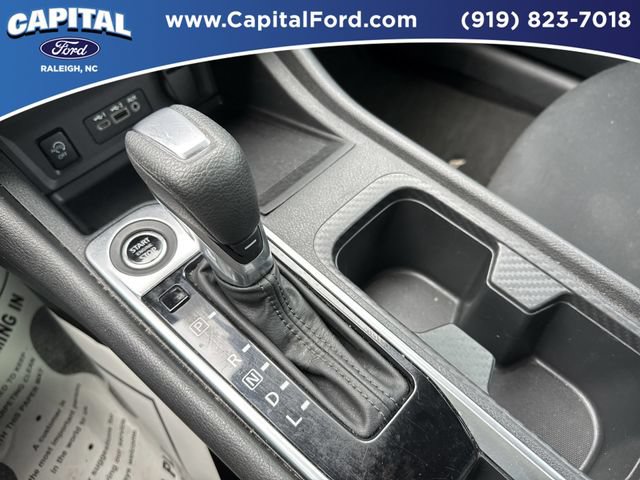 Used 2025 Nissan Sentra SV FWD image 30