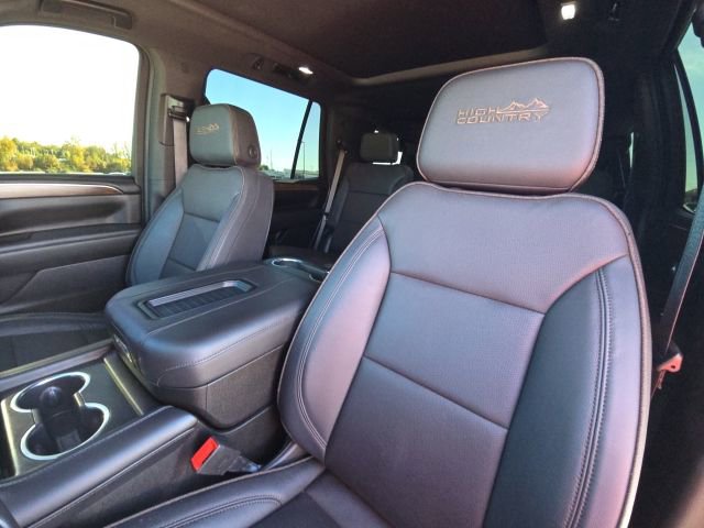 Used 2023 Chevrolet Tahoe High Country w/ Premium Package AWD/4WD image 24