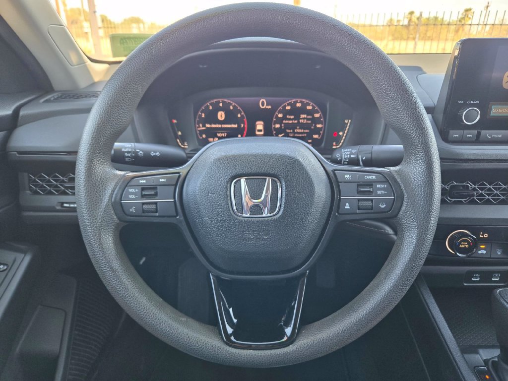 Used 2023 Honda Accord LX image 25