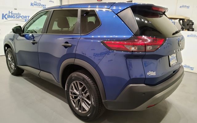Used 2023 Nissan Rogue S image 4