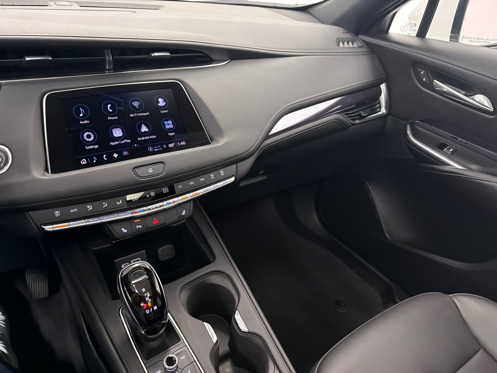 Used 2022 Cadillac XT4 Luxury w/ Cold Weather Package AWD/4WD image 24