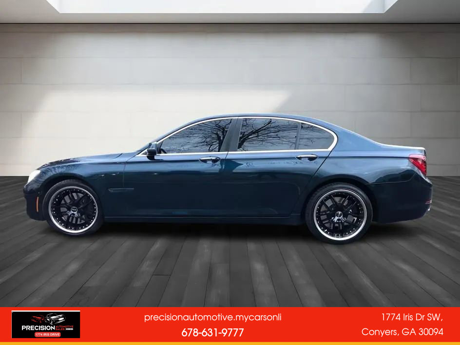 Used 2013 BMW 750i RWD image 9