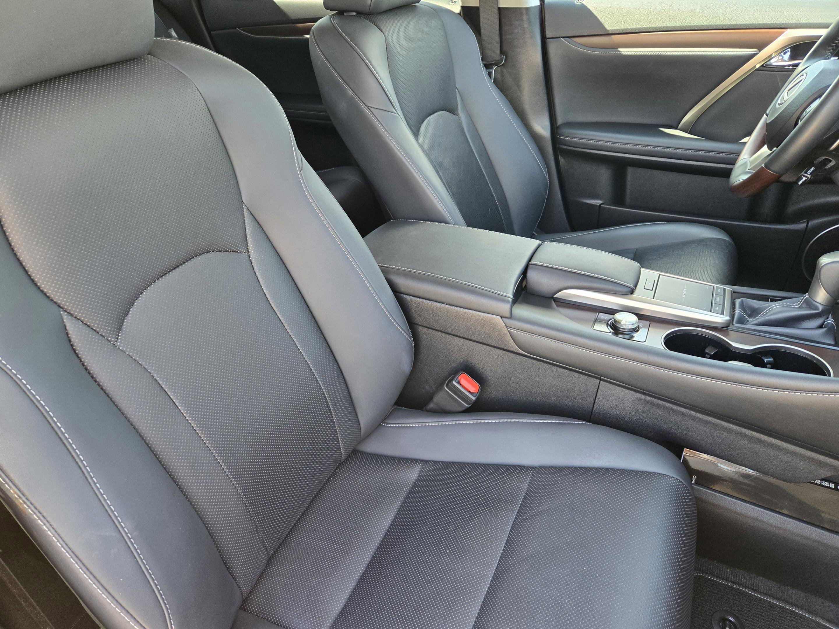 Used 2022 Lexus RX 350 AWD w/ Premium Package image 10