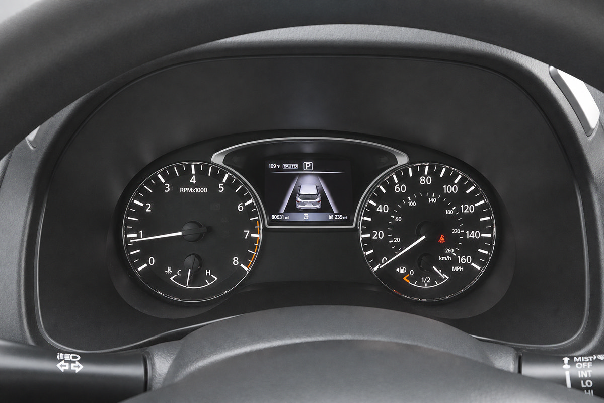 Used 2019 Nissan Pathfinder S AWD/4WD image 32