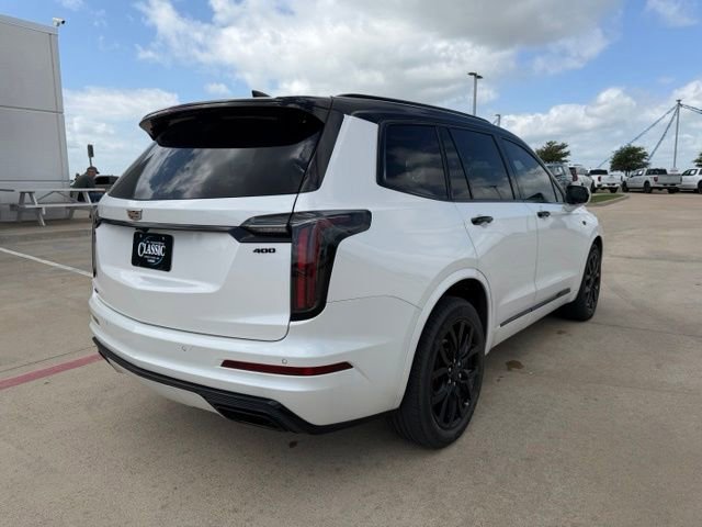 Used 2023 Cadillac XT6 Sport AWD/4WD image 3