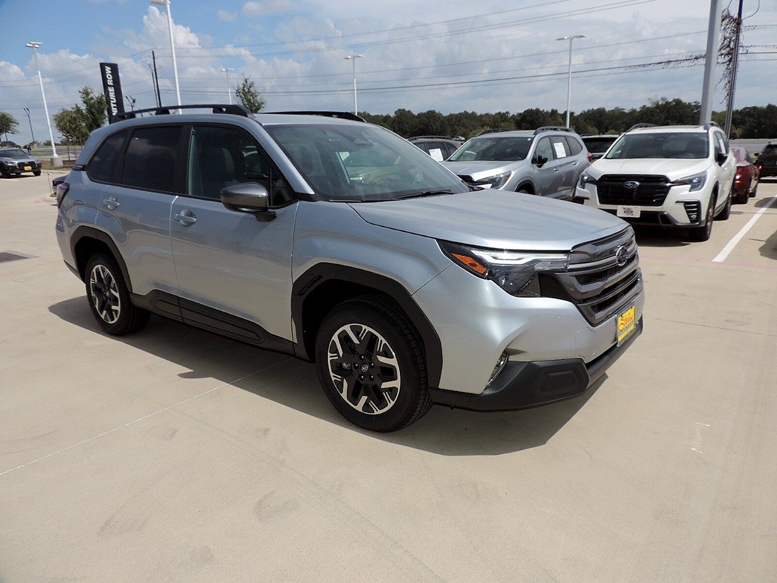 New 2026 Subaru Forester Premium AWD/4WD image 3