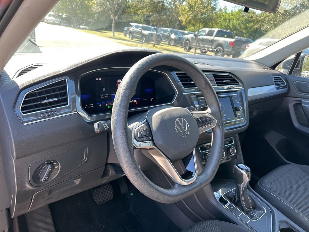 Certified 2022 Volkswagen Tiguan S image 15