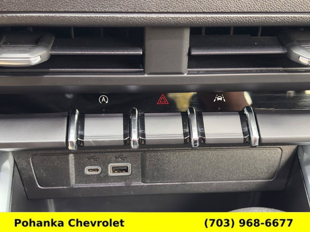 Used 2023 Chevrolet Colorado Trail Boss w/ Advanced Trailering Package AWD/4WD image 15