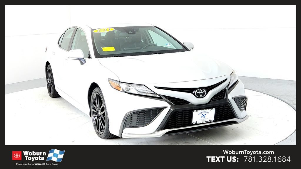 Used 2024 Toyota Camry XSE FWD video 1