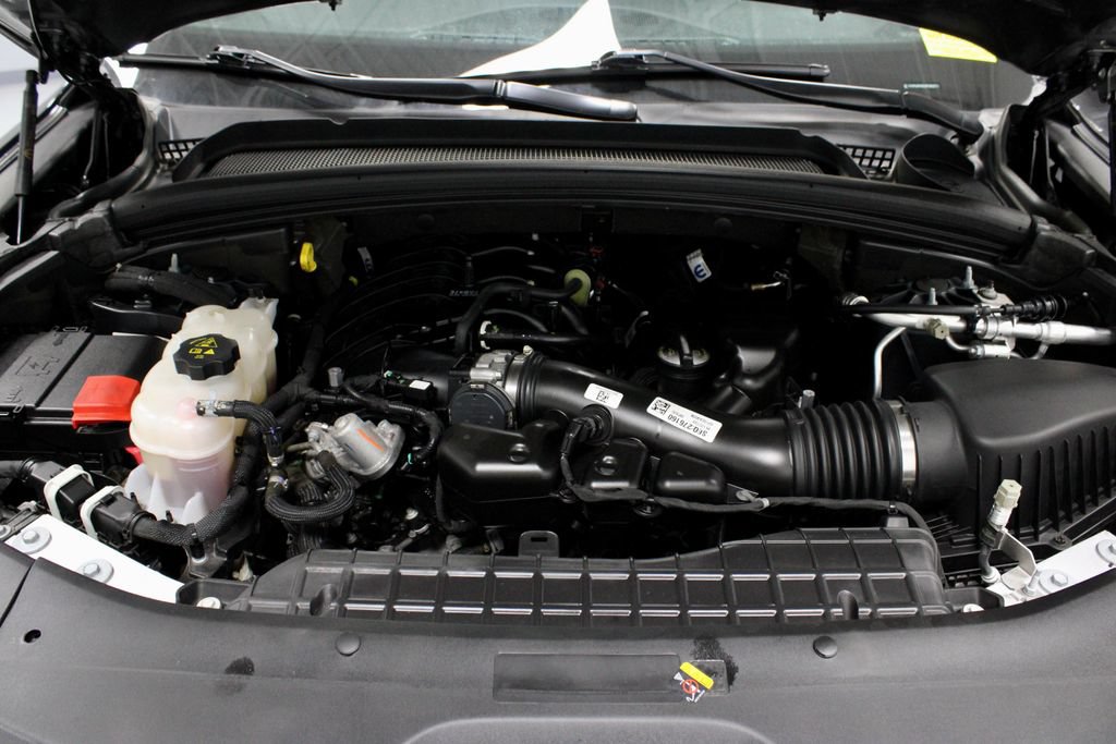 Used 2023 Jeep Grand Cherokee Altitude AWD/4WD image 17
