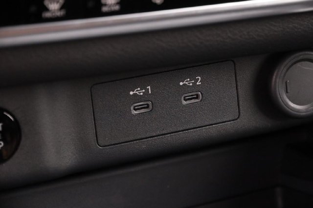 Certified 2025 Nissan Rogue SV AWD/4WD image 20