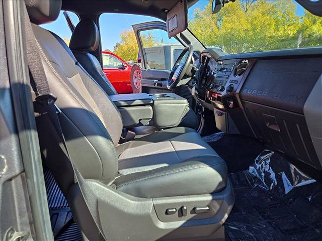 Used 2011 Ford F250 Lariat w/ Lariat Interior Pkg AWD/4WD image 16