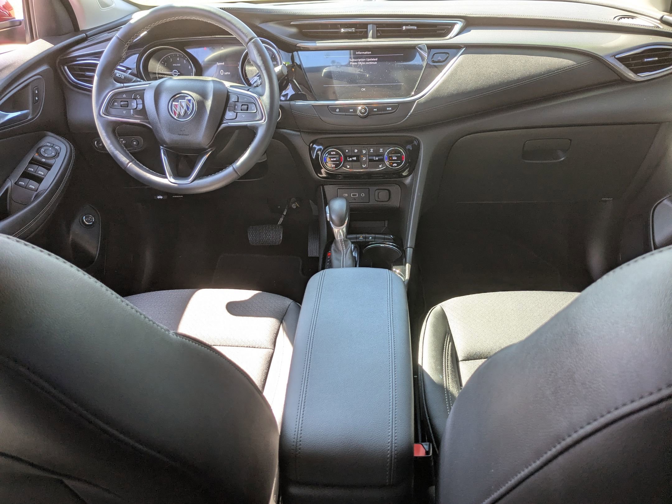 Used 2022 Buick Encore GX Select image 24