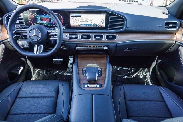 New 2025 Mercedes-Benz GLS 450 4MATIC image 11