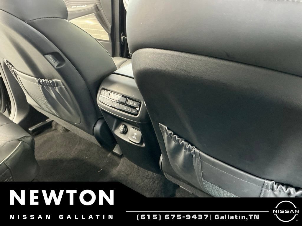 Used 2024 Hyundai Palisade Calligraphy FWD image 19