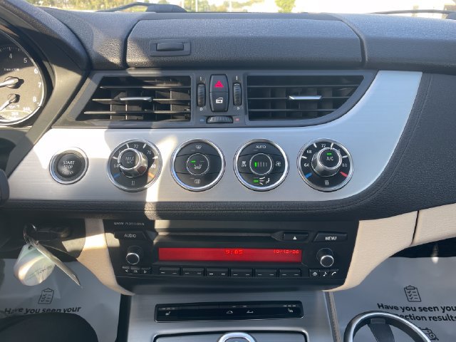 Used 2014 BMW Z4 sDrive28i RWD image 13