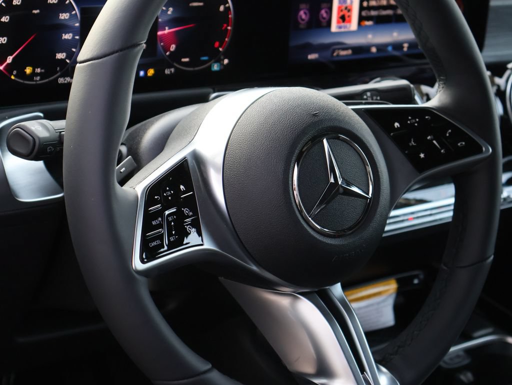 New 2026 Mercedes-Benz GLB 250 4MATIC image 20