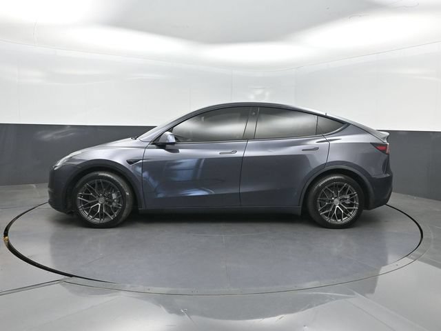 Used 2021 Tesla Model Y Long Range AWD/4WD image 2