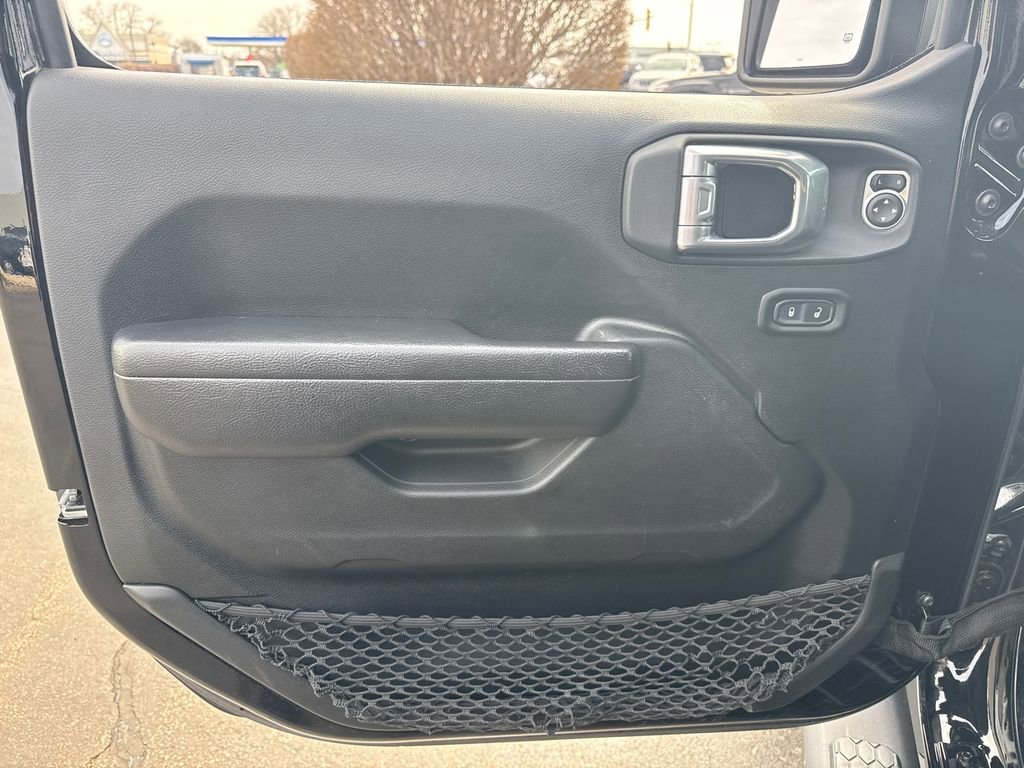 Used 2022 Jeep Wrangler Sport S image 14